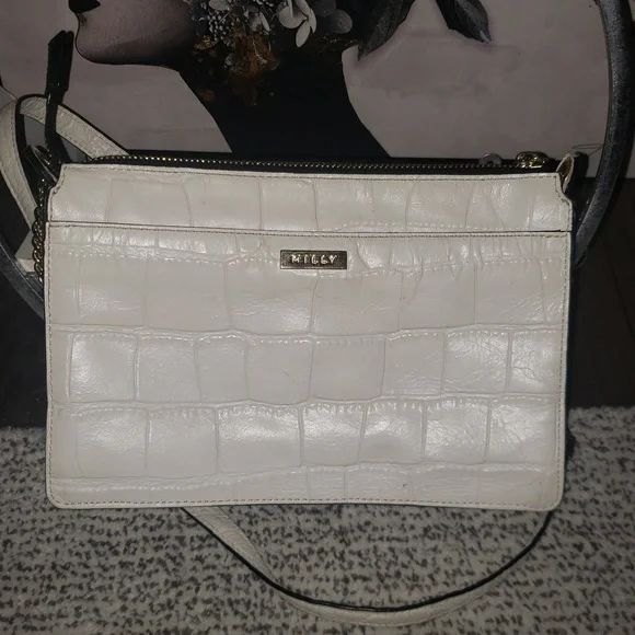 Milly Embossed Cream Lambskin Bag - Picture 3 of 10